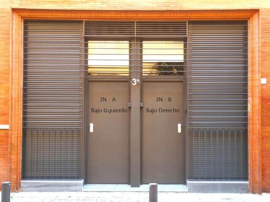 セビリアLa Casa Del Artista Aアパートメント エクステリア 写真